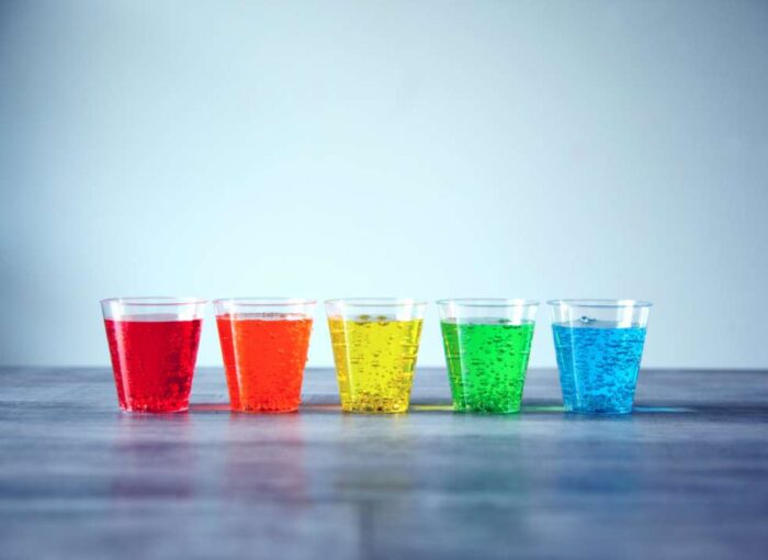 Заборонені напої: чим не можна запивати таблетки та капсули