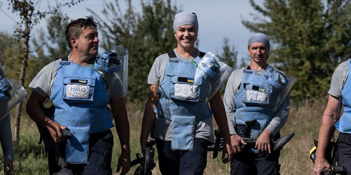 Зустріч на тему «Ризики, повʼязані із вибухонебезпечними предметами»  з представниками міжнародної гуманітарної організації «Представництво The Halo Trust в Україні»